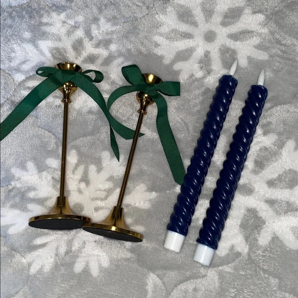 Lauren Christmas style Theme Blue Spiral Candles Gold Holders candlesticks set 2